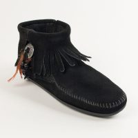Schwarze Feather Booties von Minnetonka Minnetonka Damen Feather Bootie
